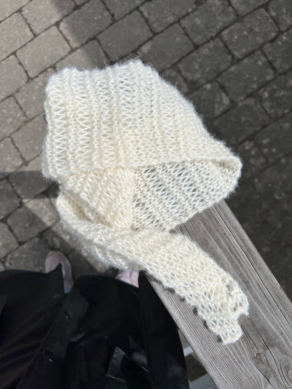 Gratis strikkeopskrift på fluffing easy scarf