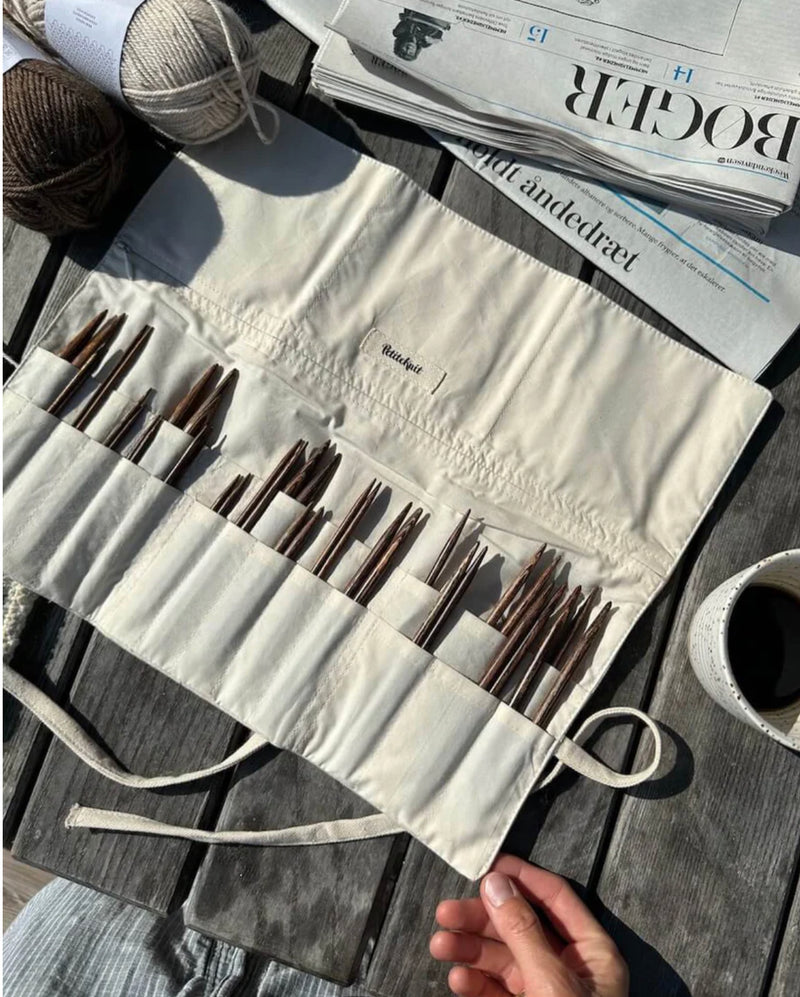 KNITTER'S NEEDLE CASE - UDSKIFTELIGE RUNDPINDE