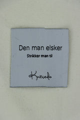 Knitwedo labels